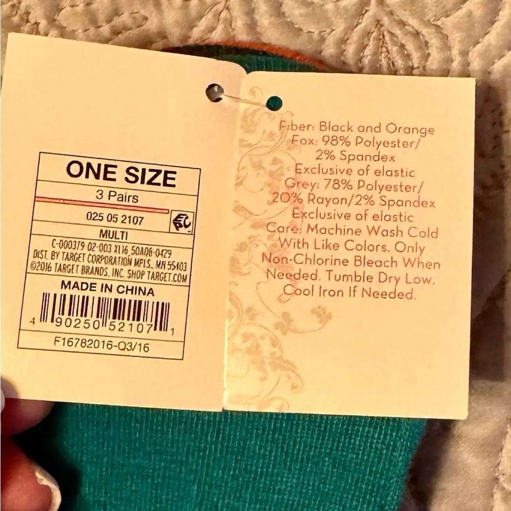 NWT XHILARATION. Sock/liners 3 pair.